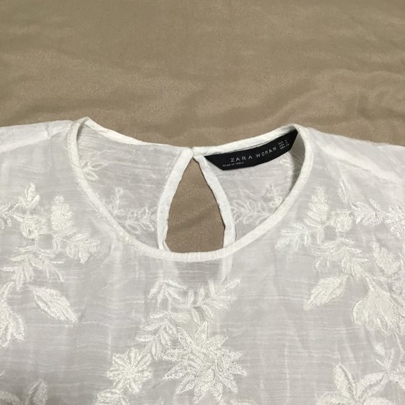 Zara Cream Embellished Blouse with Three-Quarter Sleeves - Picture 4 of 9